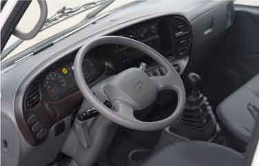 Vô lăng trợ lực, điều chỉnh độ nghiêng, tăng độ chính xác khi điều khiển